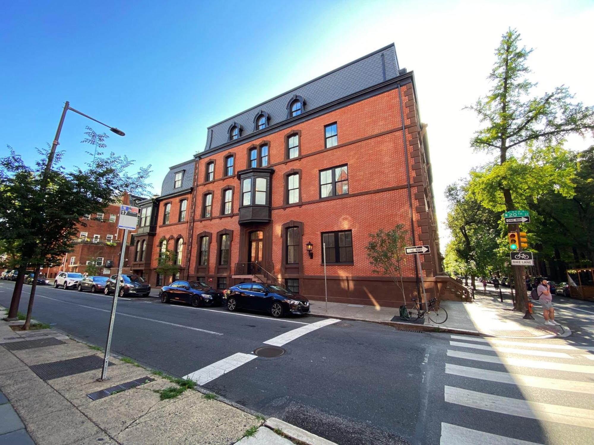 Stay Rafa At 2000 Spruce Philadelphia Bagian luar foto
