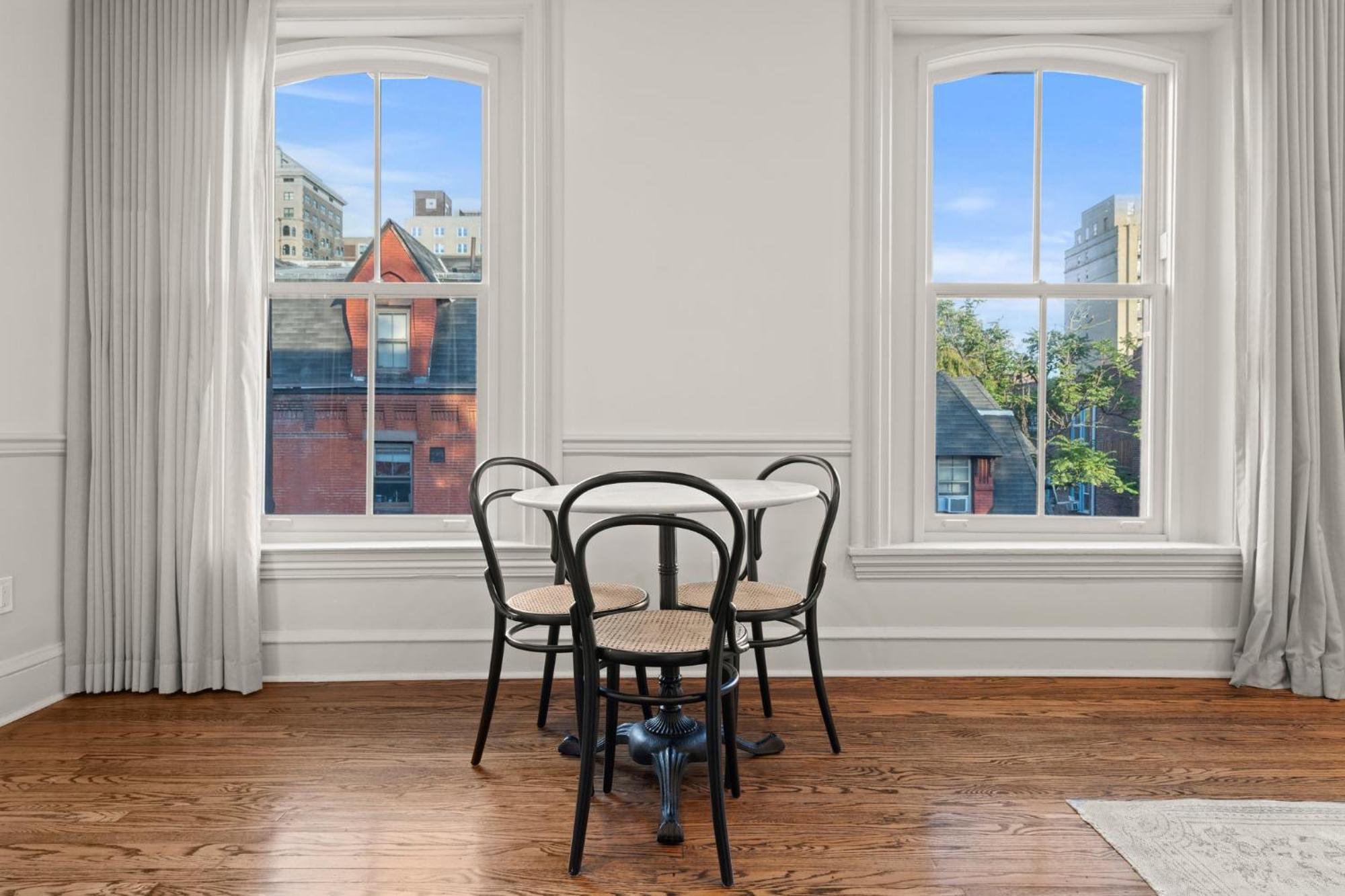 Stay Rafa At 2000 Spruce Philadelphia Bagian luar foto
